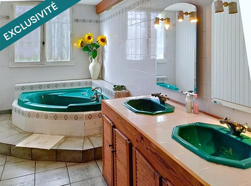 Maison - 340 m² - 7 pièces