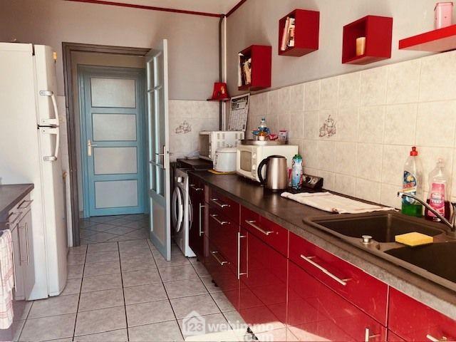 Appartement - 99 m² - 3 pièces