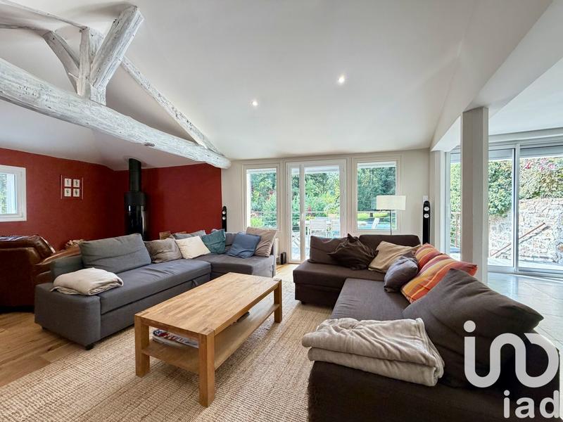 Maison - 272 m² - 5 pièces