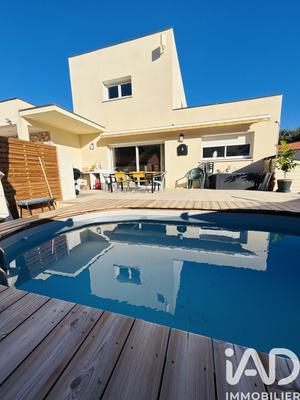 Maison - 107 m² - 5 pièces