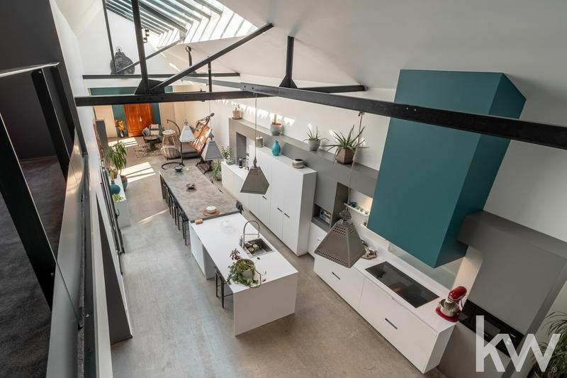 Maison - 437 m² - 8 pièces