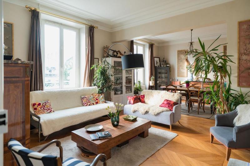 Maison - 290 m² - 12 pièces