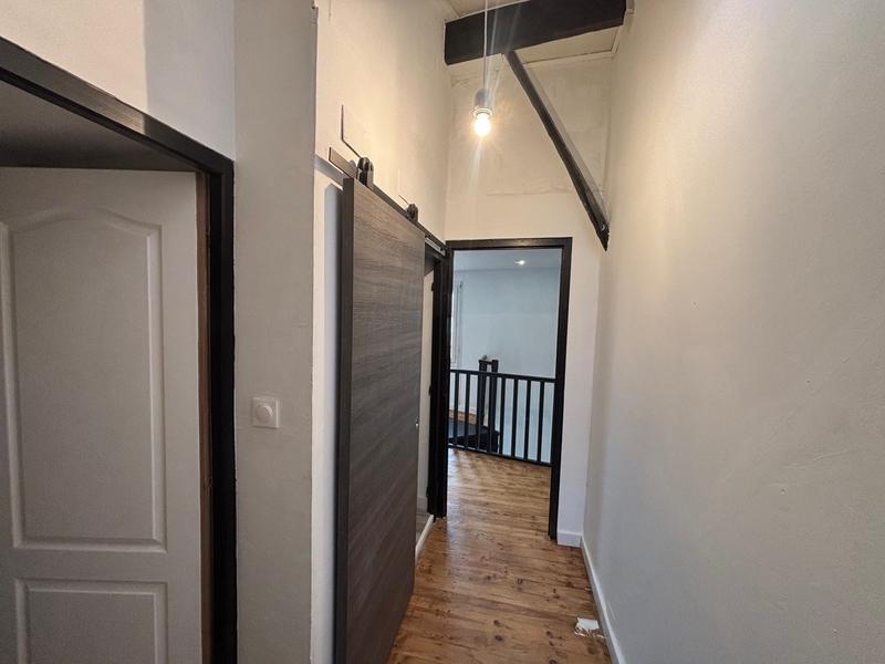 Appartement - 82 m² - 3 pièces