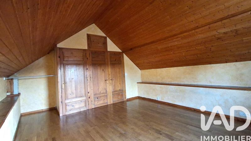 Appartement - 102 m² - 4 pièces