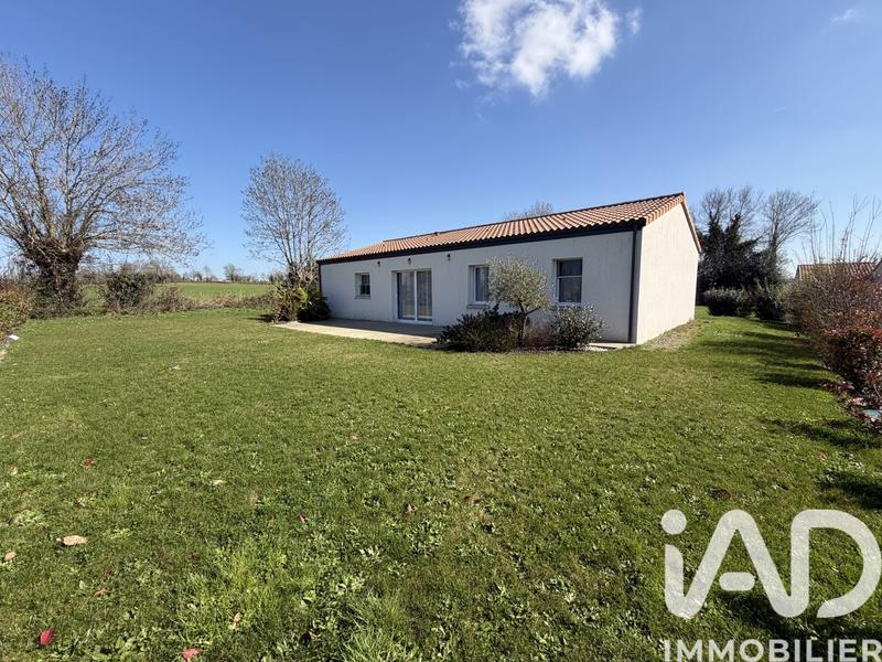 Maison - 95 m² - 5 pièces