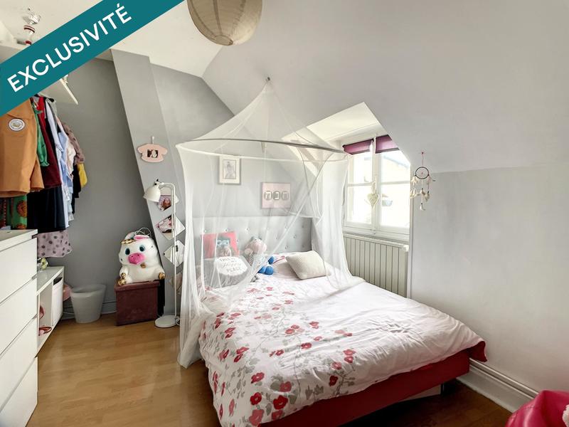 Appartement - 180 m² - 6 pièces