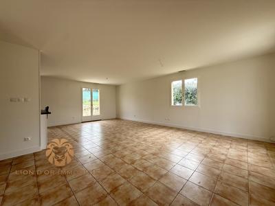 Maison - 103 m² - 5 pièces