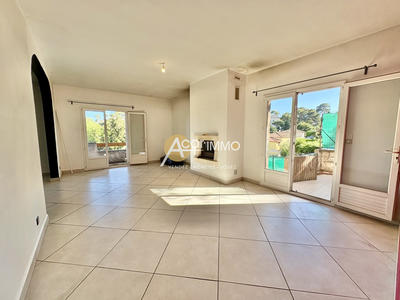 Maison - 112 m² - 4 pièces