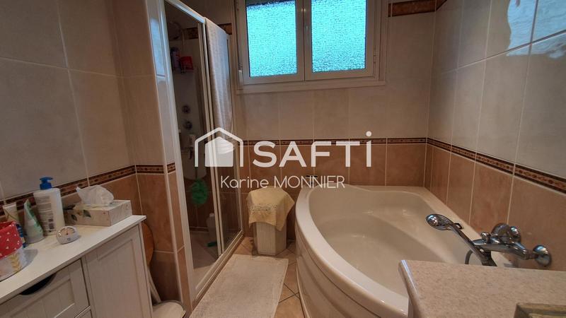 Maison - 175 m² - 7 pièces