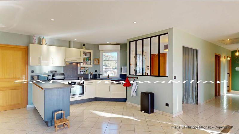 Maison - 114 m² - 5 pièces