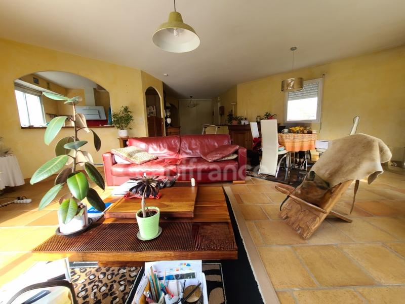 Maison - 103 m² - 5 pièces