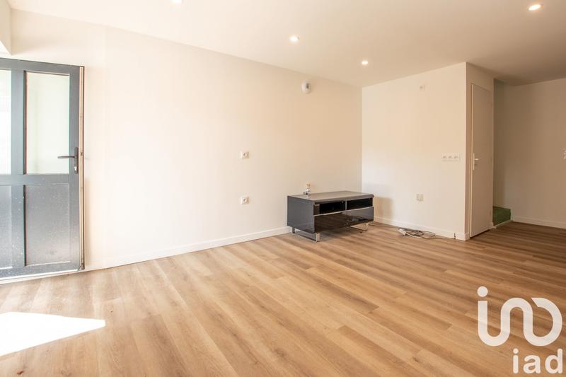 Maison - 180 m² - 9 pièces