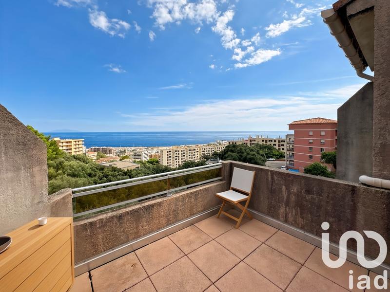 Duplex - 91 m² - 4 pièces