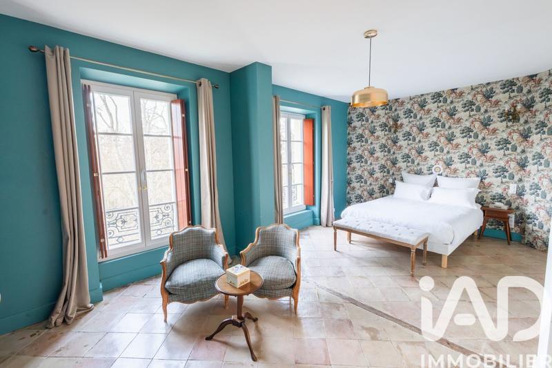 Château - 800 m² - 17 pièces