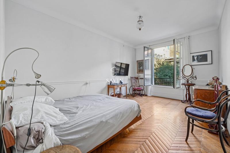 Maison ancienne - 242 m² - 7 pièces