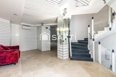 Local commercial - 120 m² - 2 pièces