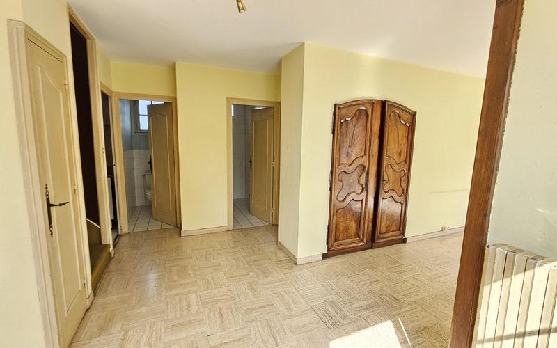 Villa - 205 m² - 8 pièces