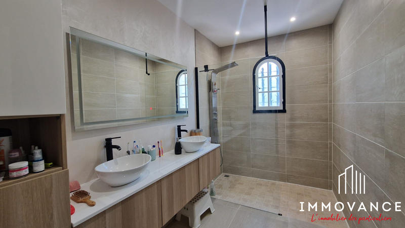 Maison - 175 m² - 6 pièces