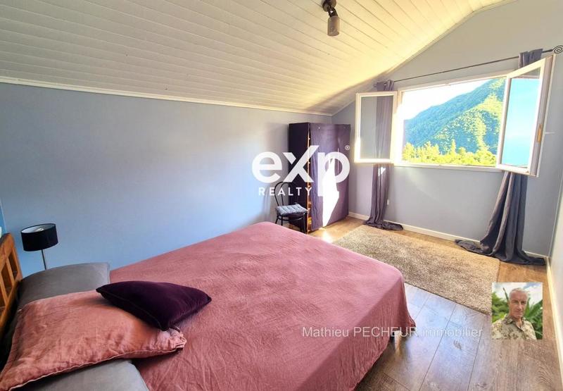 Maison - 269 m² - 10 pièces