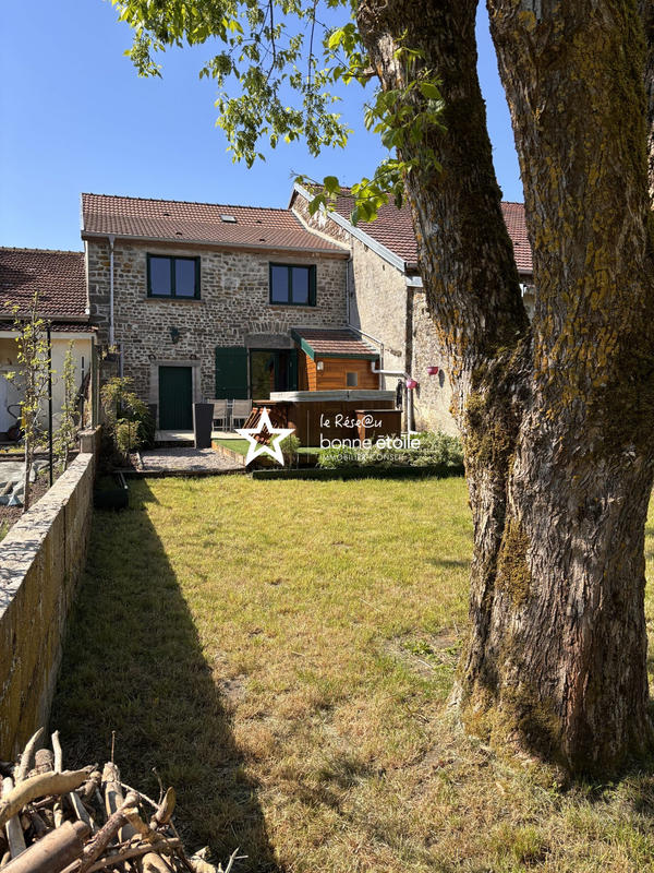 Maison - 94 m² - 5 pièces