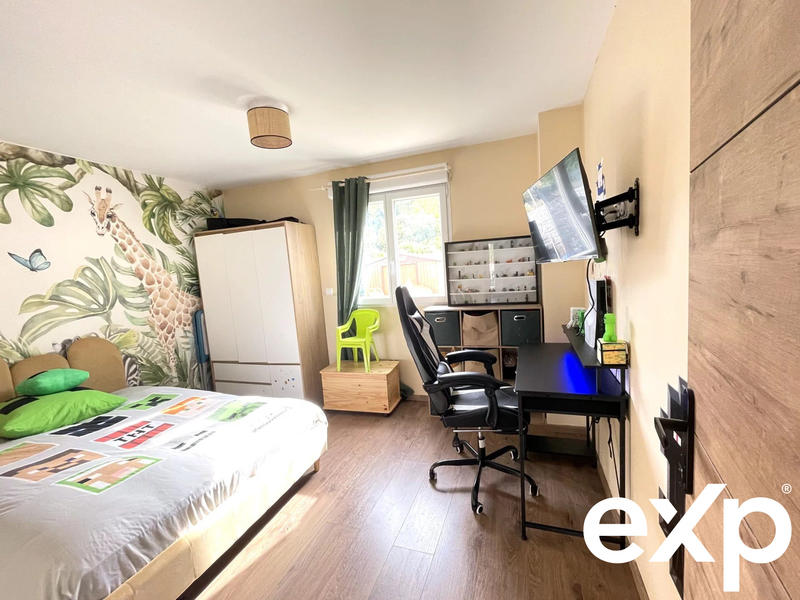 Maison - 147 m² - 6 pièces