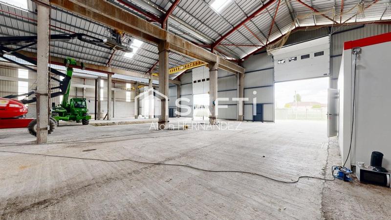 Bureau - 10 600 m² - 8 pièces