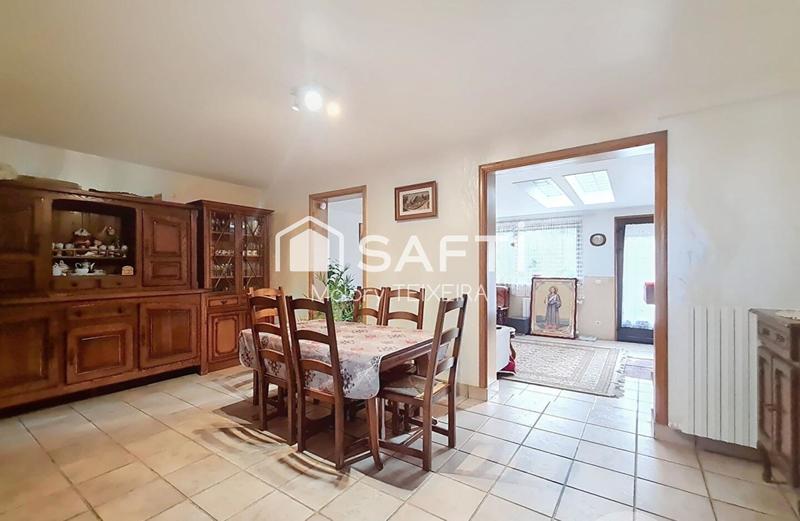 Maison - 135 m² - 6 pièces
