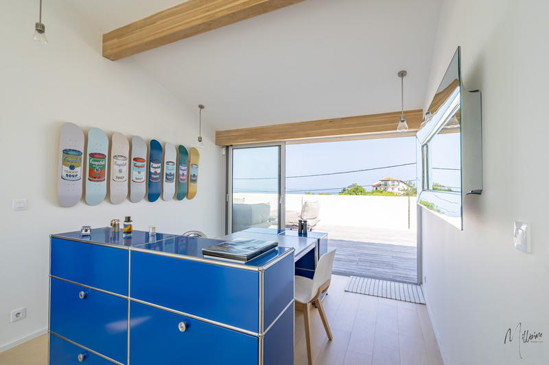 Maison - 290 m² - 10 pièces