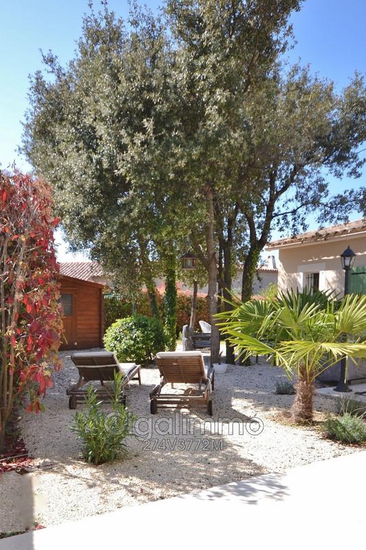 Villa - 212 m² - 8 pièces