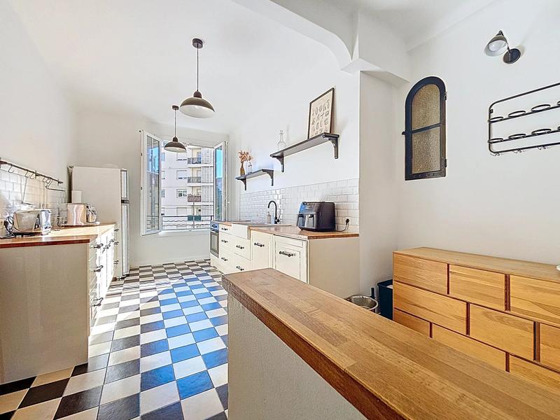 Appartement - 133 m² - 4 pièces