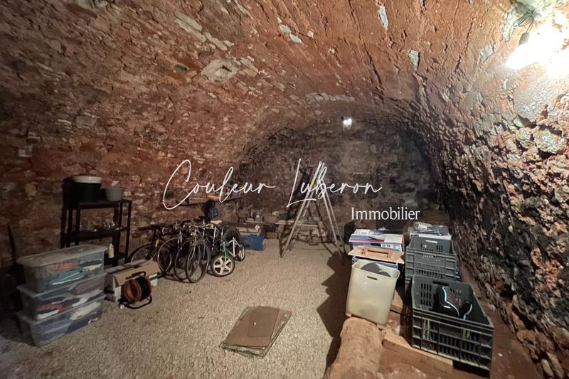 Maison de village - 239 m² - 8 pièces