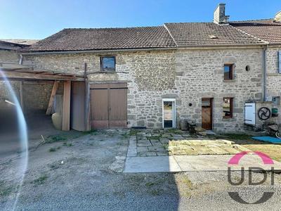 Maison - 92 m² - 3 pièces