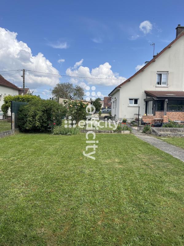 Maison - 118 m² - 6 pièces