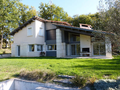 Maison - 188 m² - 7 pièces