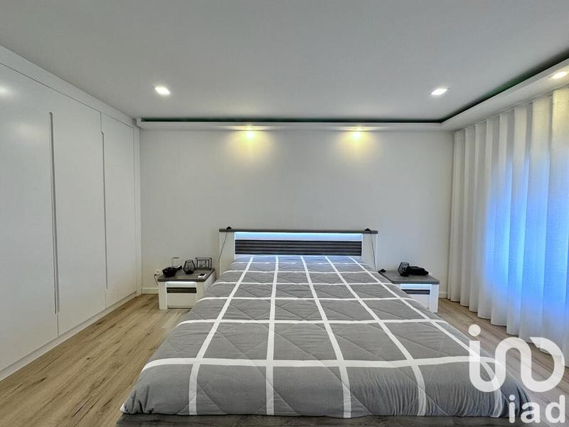 Maison de ville - 200 m² - 6 pièces