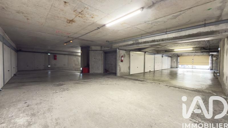 Parking - 12 m²