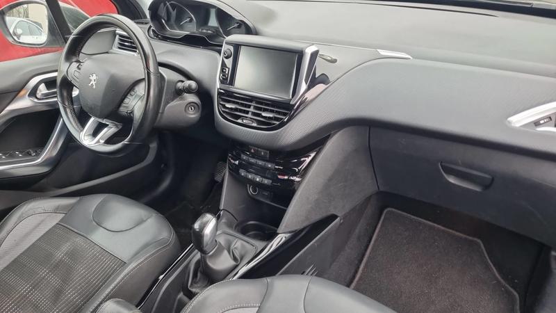 Peugeot 2008 1.6 BlueHDi 100 Allure