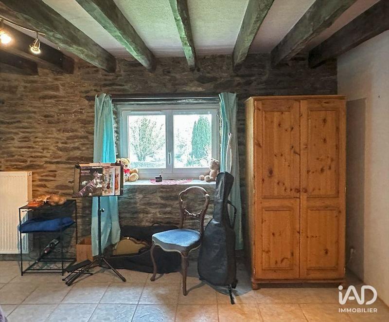 Maison - 222 m² - 7 pièces