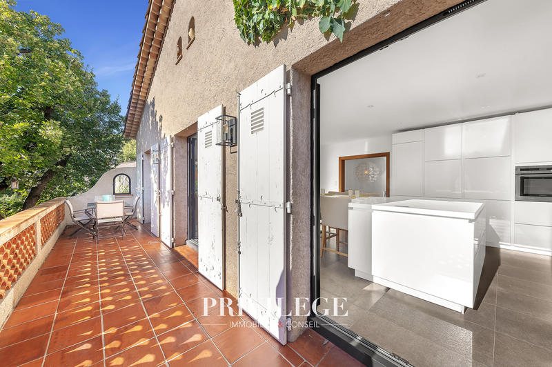 Villa - 150 m² - 6 pièces