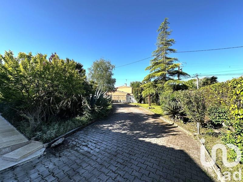 Maison - 207 m² - 10 pièces