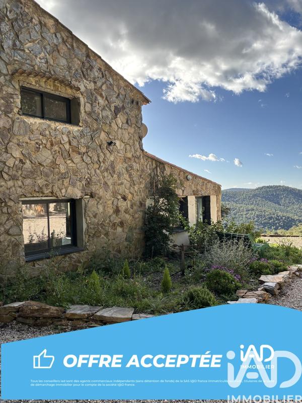 Maison - 270 m² - 9 pièces