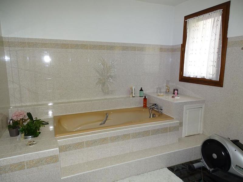 Maison - 166 m² - 6 pièces