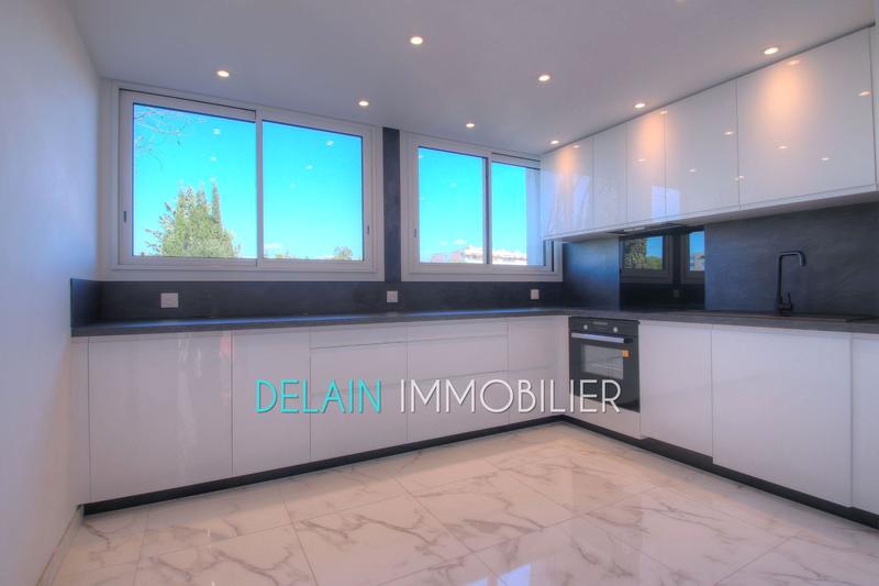 Appartement - 122 m² - 4 pièces