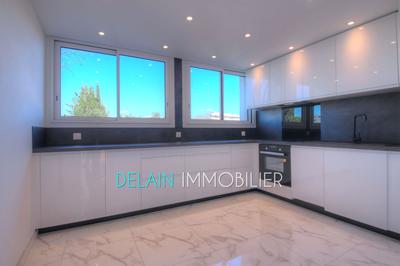 Appartement - 122 m² - 4 pièces