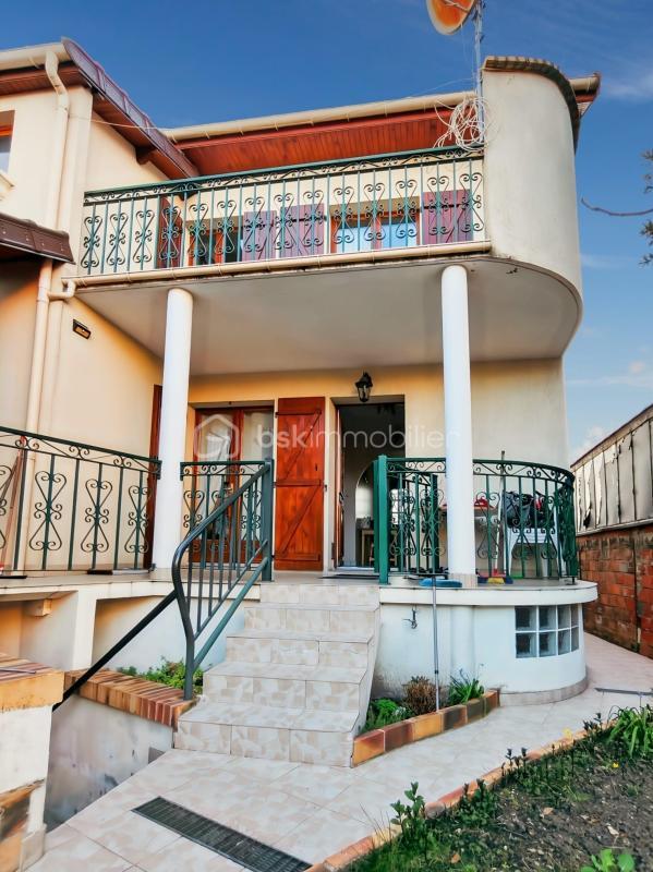 Maison - 72 m² - 5 pièces