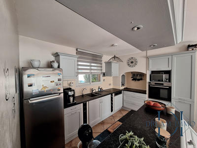 Maison - 107 m² - 5 pièces