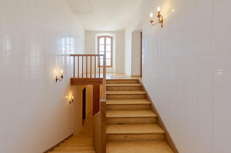 Demeure - 235 m² - 8 pièces