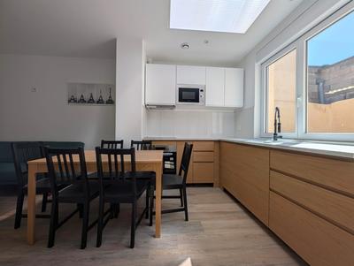 Maison - 84 m² - 6 pièces