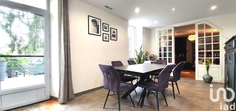 Maison - 258 m² - 8 pièces