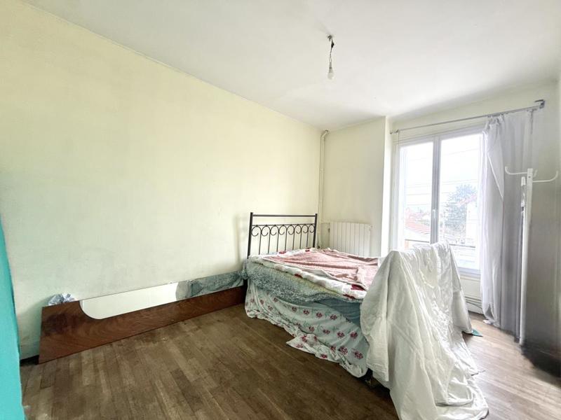 Maison - 180 m² - 8 pièces